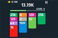 2048 Cards on koukuttava korttipeli 2048-mekaniikalla