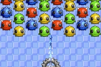 Alien Bubbles saa vaikutteita klassisista peleistä, kuten Puzzle Bubble