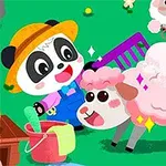Panda, joka käyttää olkihattoa, trimmaa pinkkiä lammasvillaa värikkäällä maatilalla