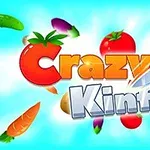 Veitsi leikkaa tekstiä Crazy Knife, ja taustalla on värikkäitä vihanneksia, kuten tomaatti, porkkana, munakoiso ja sieni