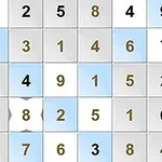 Numeroilla täytetty ruudukko, jossa on vaaleansiniset korostukset tietyissä ruuduissa