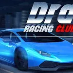Sininen urheiluauto ajamassa kaupunkimaisemassa yöllä, otsikolla Drag Racing Club