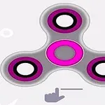 Kolmilapainen fidget spinner, jossa on harmaa runko ja violetit yksityiskohdat, sekä osoittava sormi alapuolella