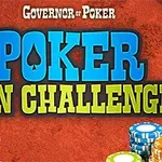 Värikkäät pokerimerkit punaisella pöydällä, sekä siniset ja keltaiset tekstit Poker Win Challenge