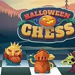 Halloween-teemaisia shakkipalikoita metsän taustalla, joissa on kurpitsa ja hirviöitä