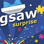 Kirkkaita palapelin paloja ja teksti Jigsaw Surprise sinisellä taustalla, jossa on värikäs ilotulitus