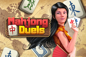 Nainen, jolla on pitkä musta tukka ja perinteinen asu, seisoo pitelemässä mahjong-laattoja karttapohjan edessä