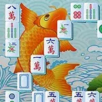 Kultainen kala sinisellä aaltoilevalla taustalla, jonka päällä on pino erilaisia mahjong-laattoja