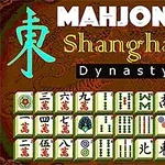 Värikäs kuva, jossa on Mahjong-tyylisiä laattoja, suuri teksti MAHJONG ja Shanghai Dynasty sekä kiinalaisia merkkejä koristeellisella taustalla