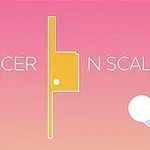 Vaaleanpunaisella taustalla ovat keltaiset geometriset muodot, valkoinen pallo ja teksti SLICER N SCALE