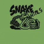 Mustavalkoinen pikselikuvitus käärmeestä vihreällä taustalla, jossa on teksti Snake ja HTML5