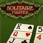 Vihreä tausta, jossa on pelikortteja; ylhäällä koristeellinen otsikko Solitaire Master