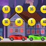 Kuva esittää värikkäitä autoja kadulla kaupunkimaisemassa, jossa on vaaleita rakennuksia taustalla ja yläpuolella numerolla merkittyjä keltaisia kolikoita