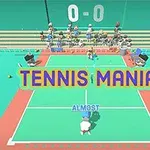 Tenniskenttä, jolla pelaajia, katsojia ja teksti TENNIS MANIA