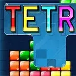 Värikkäitä tetromino-palikoita on pinottu päällekkäin sinisellä taustalla, ja ylhäällä on sana TETRA suurin kirjaimin