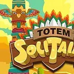 Totemipatsas ja värikäs otsikko tyhjällä taustalla