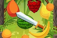 Pelissä Tropical Slasher sinun tehtäväsi on leikata kaikki hedelmät