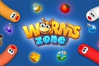 Worms Zone on peli, jossa on dynaaminen juoni